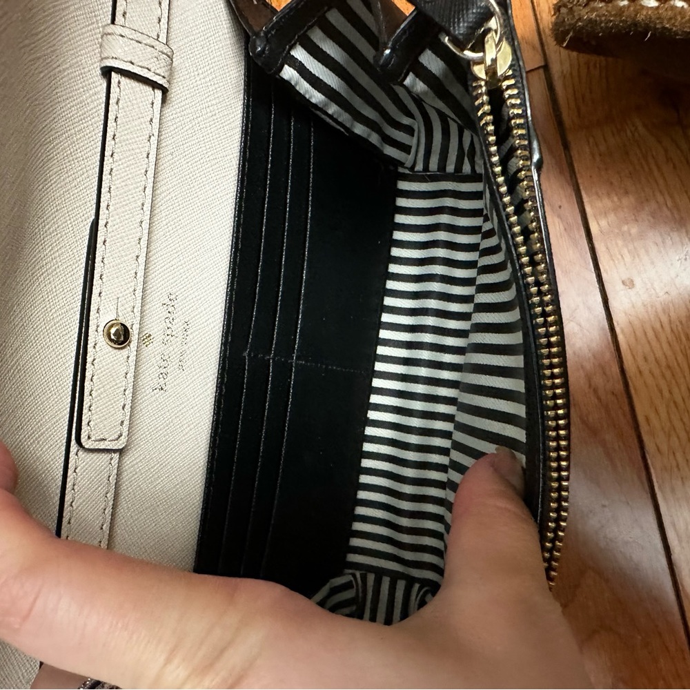 Kate Spade Cameron‎ Street Franny Crossbody - Picture 2 of 8